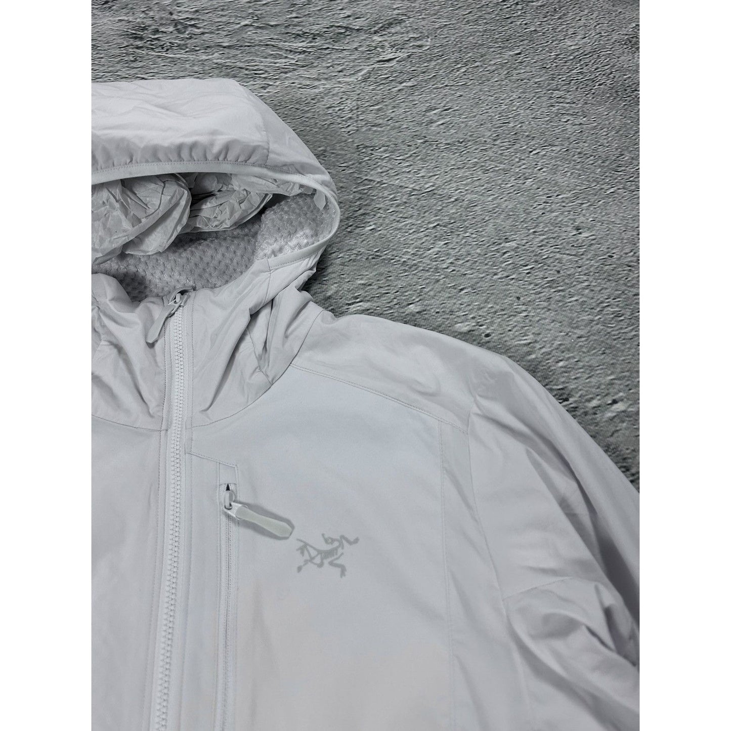 Arc’teryx jacket Atom LT white hoody