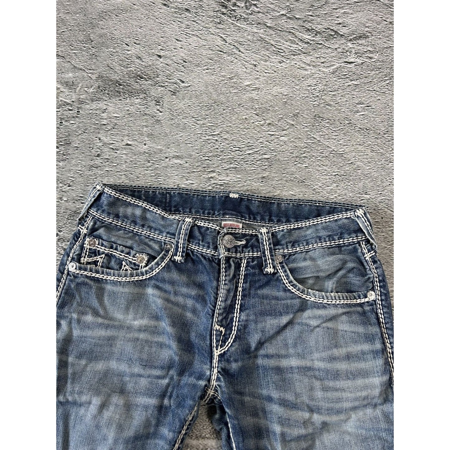 True Religion blue jeans white thick stitching straight Y2K