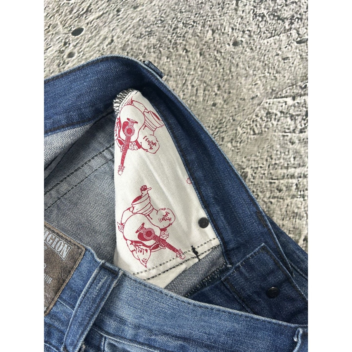 True Religion vintage blue jeans Ricky black big logo Y2K