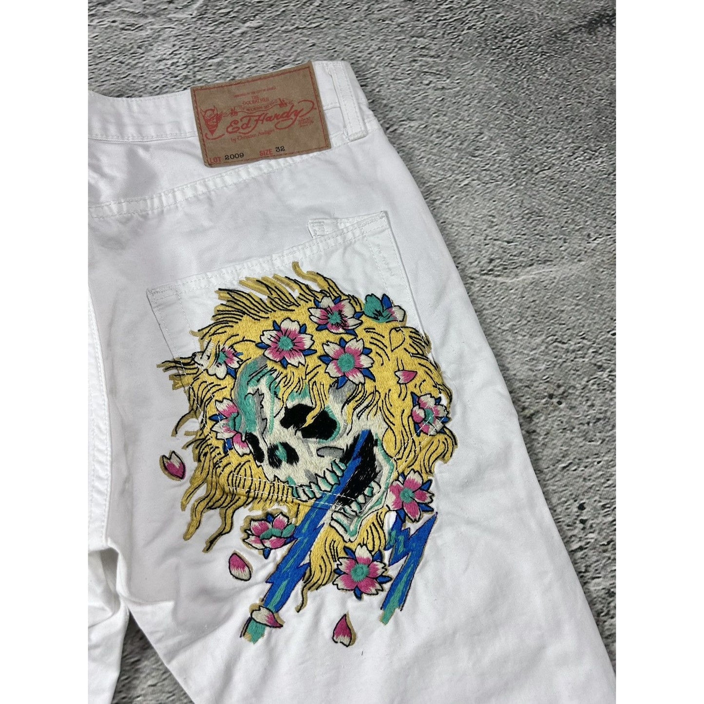 Ed Hardy white vintage jeans skull embroidered pants flowers
