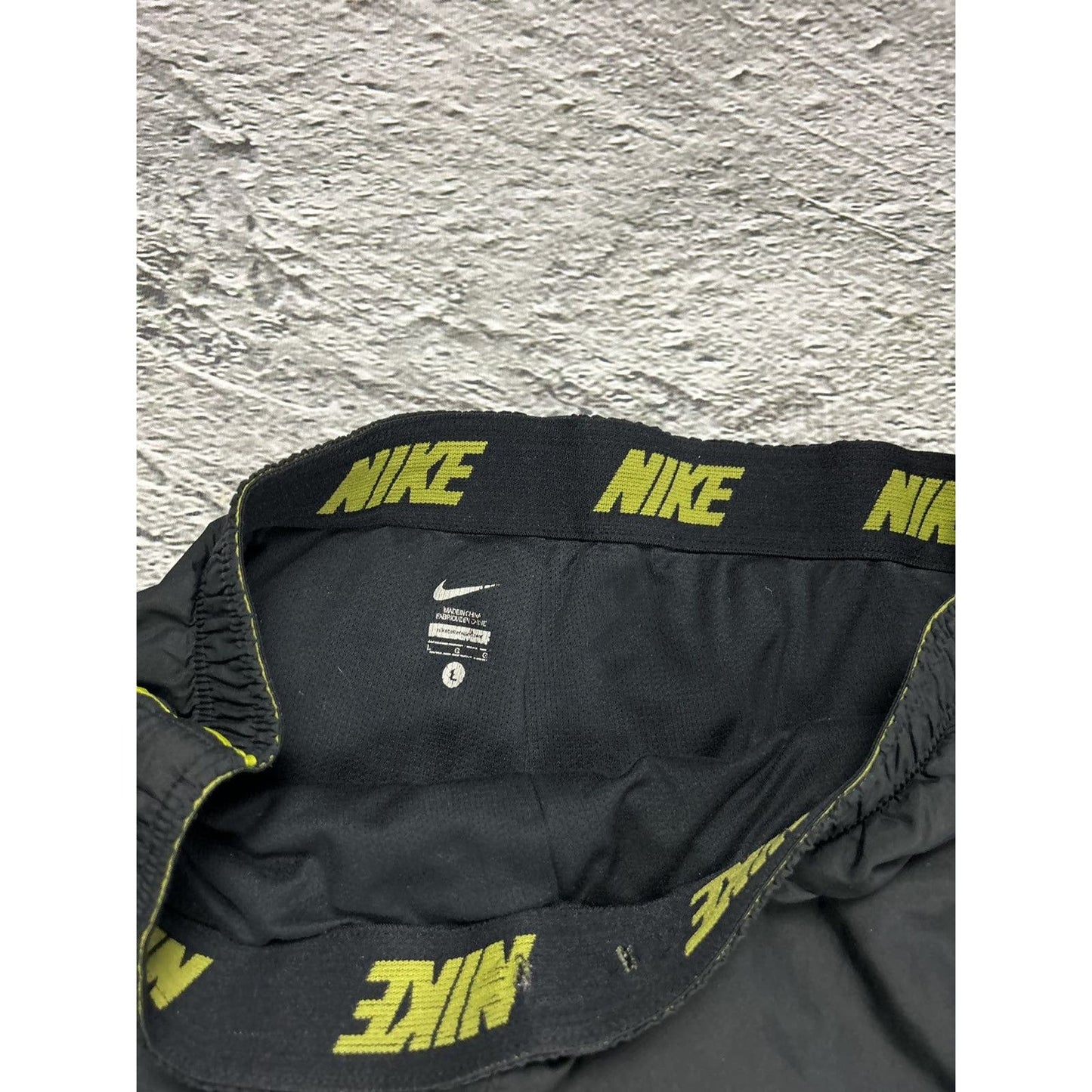 Nike nylon track pants black yellow vintage drill Y2K