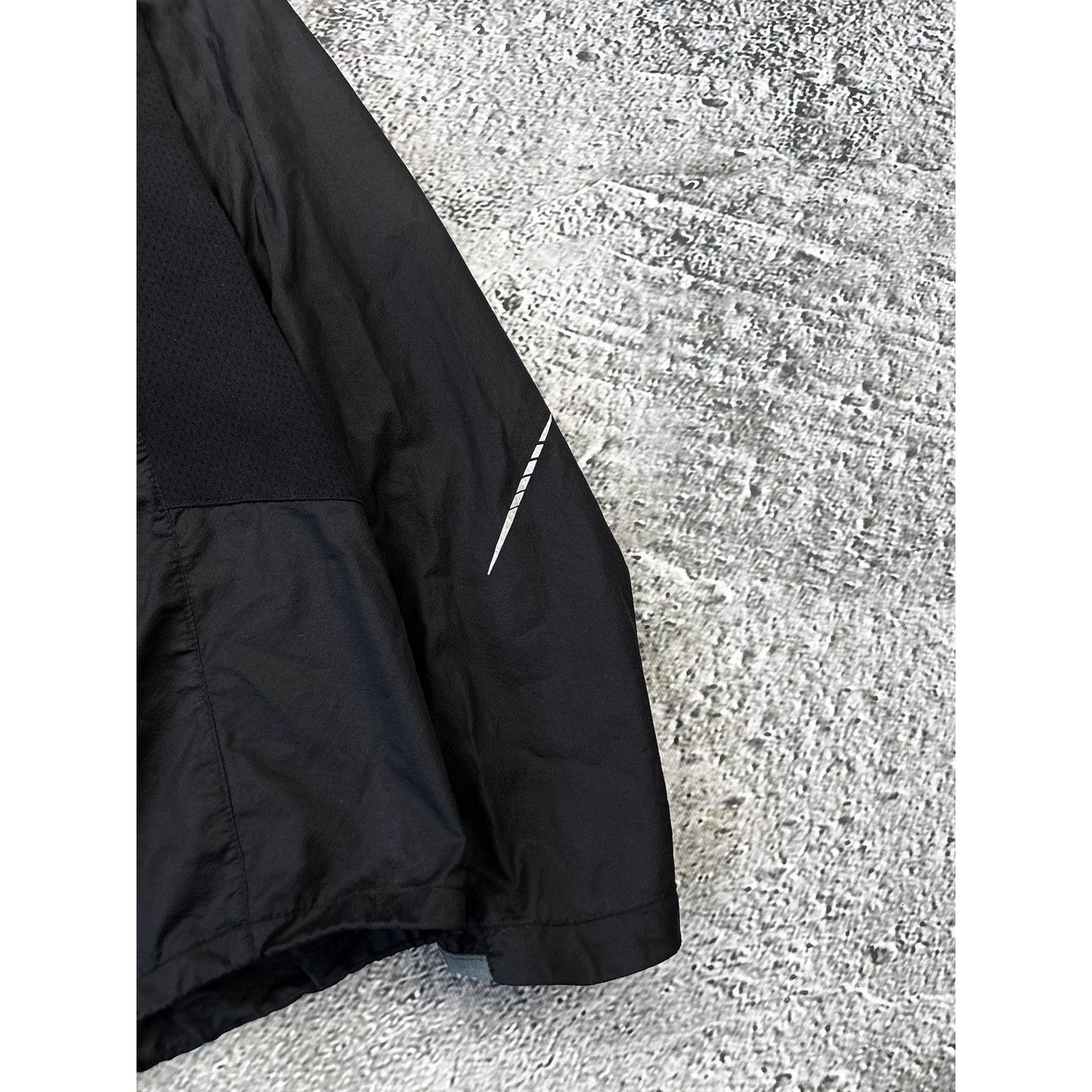 Arc’teryx incendo hoody jacket black rain lightweight