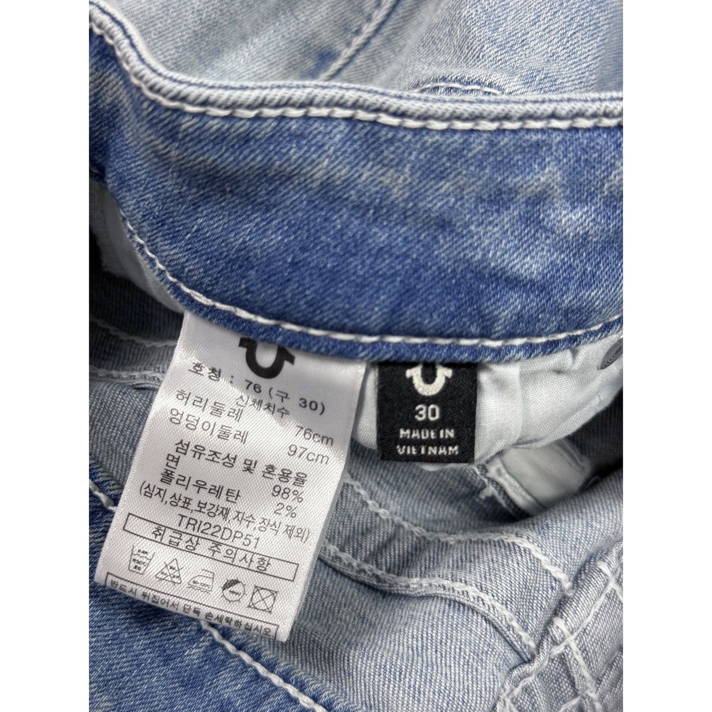 True Religion jeans straight baby blue white stitch Y2K