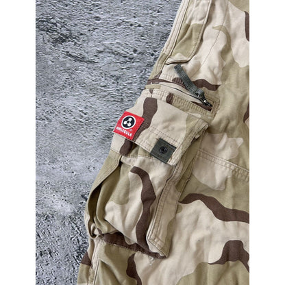 Molecule vintage cargo shorts camo utility military