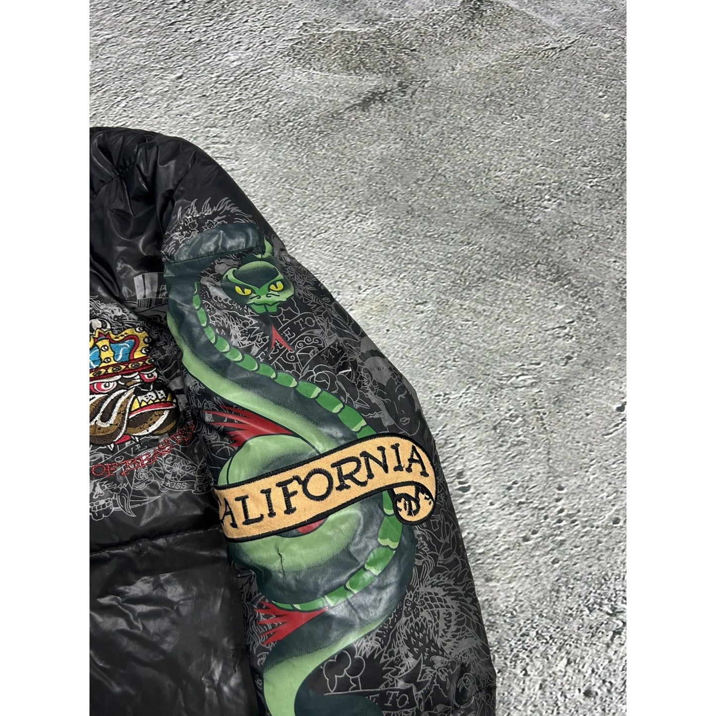 Ed Hardy Puffer Jacket vintage big logo Y2K black