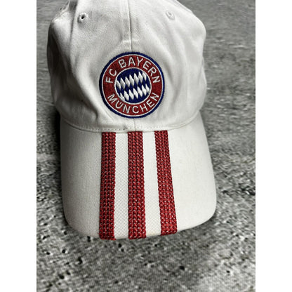 Bayern Munich Adidas cap Vintage 2000s white