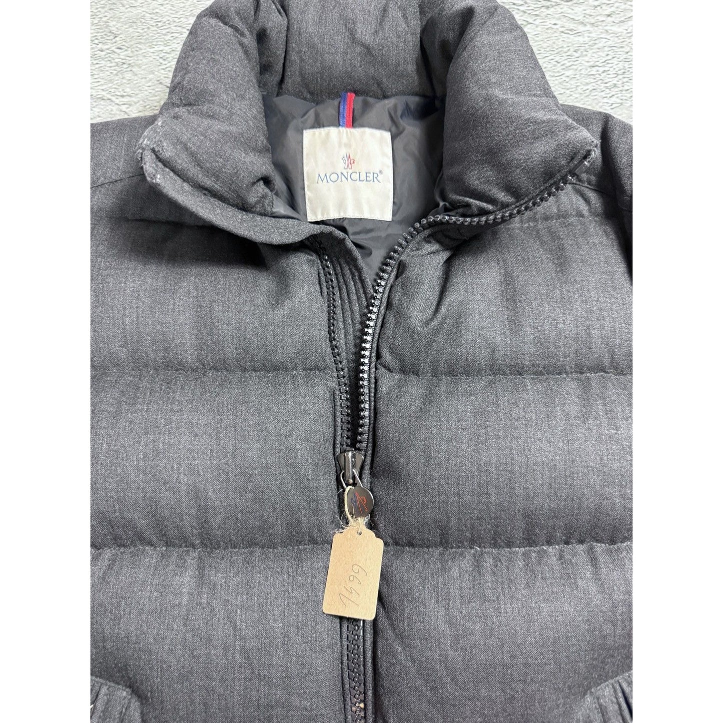 Moncler puffer jacket grey down