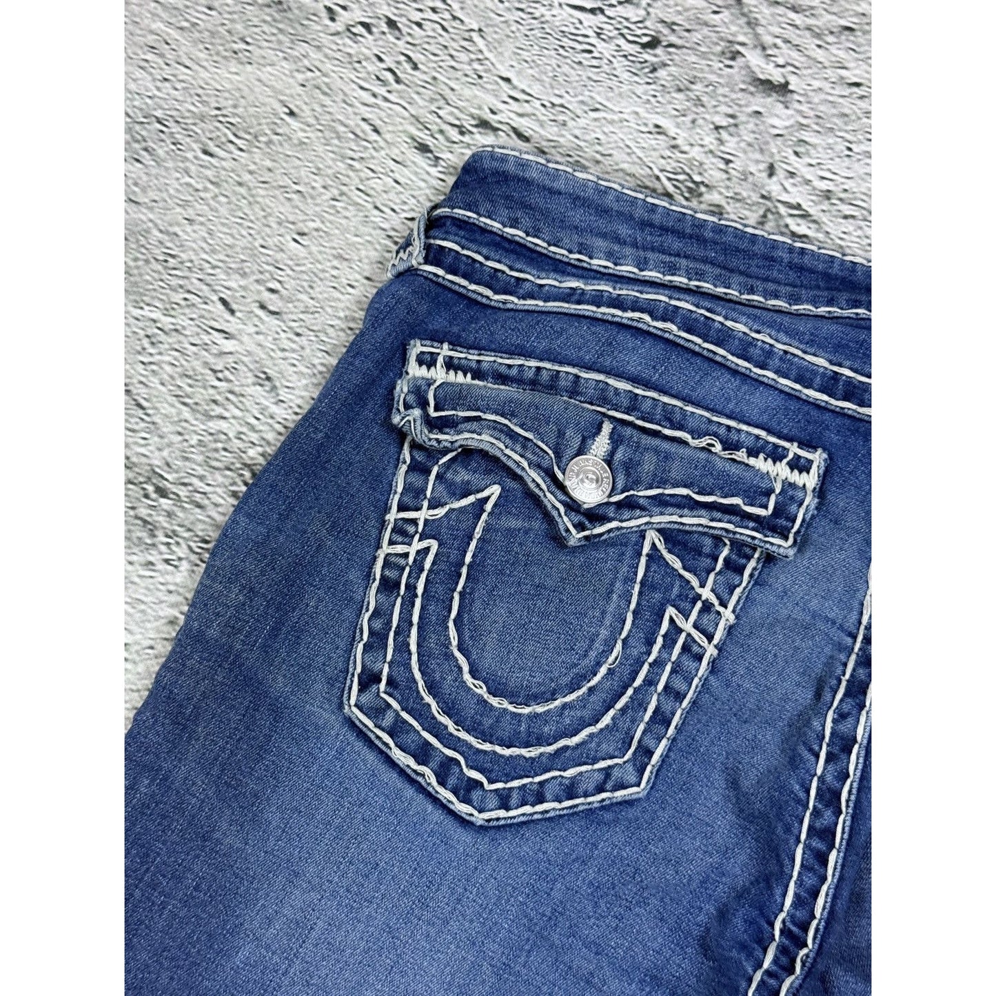 True Religion blue jeans white thick stitching skinny