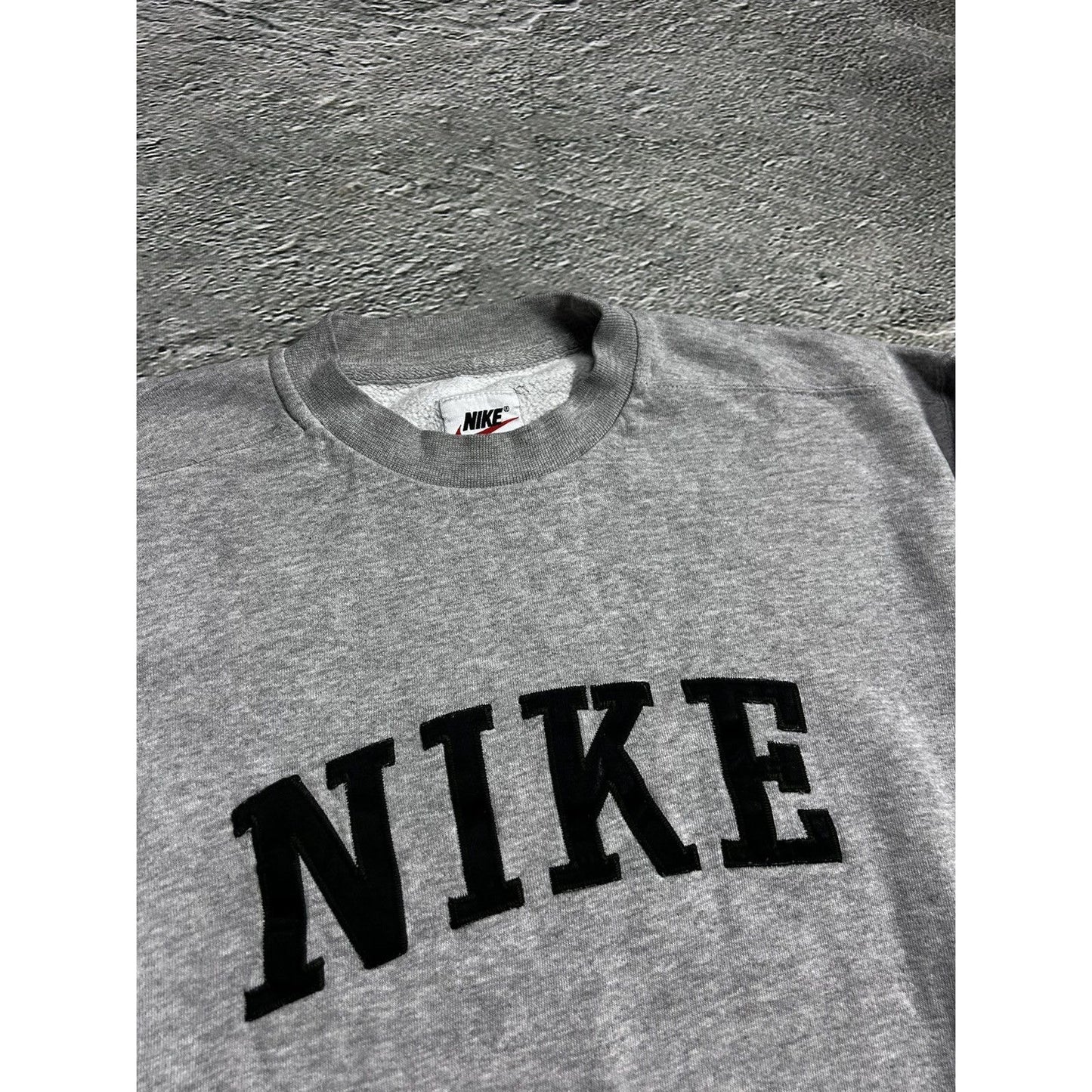 Nike vintage sweatshirt big logo crewneck grey spell out 90s