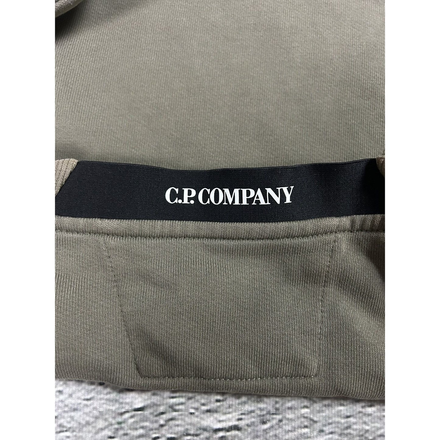 C.P. Company sweatshirt with lens khaki