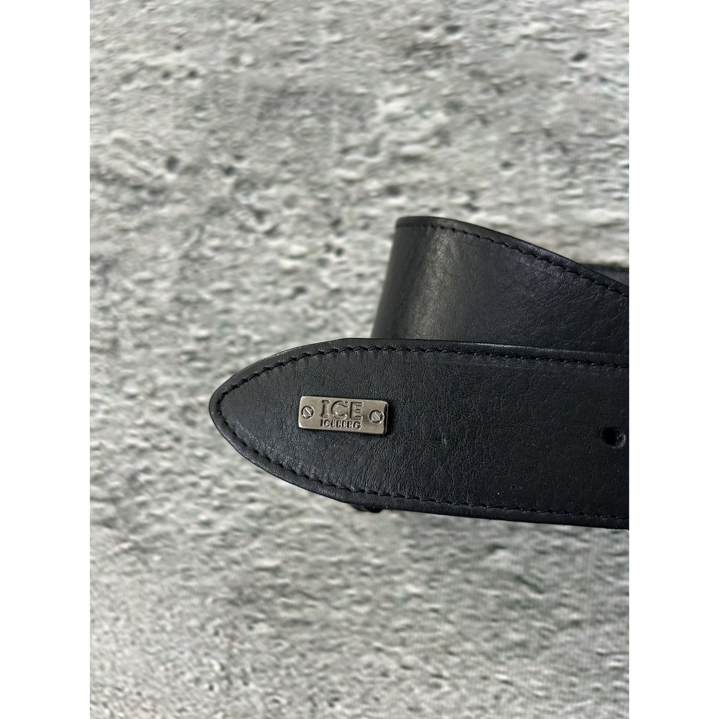 Iceberg belt black leather cowboy avant-garde