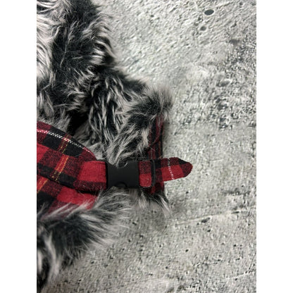 Burton vintage ushanka trooper hat red black with fur