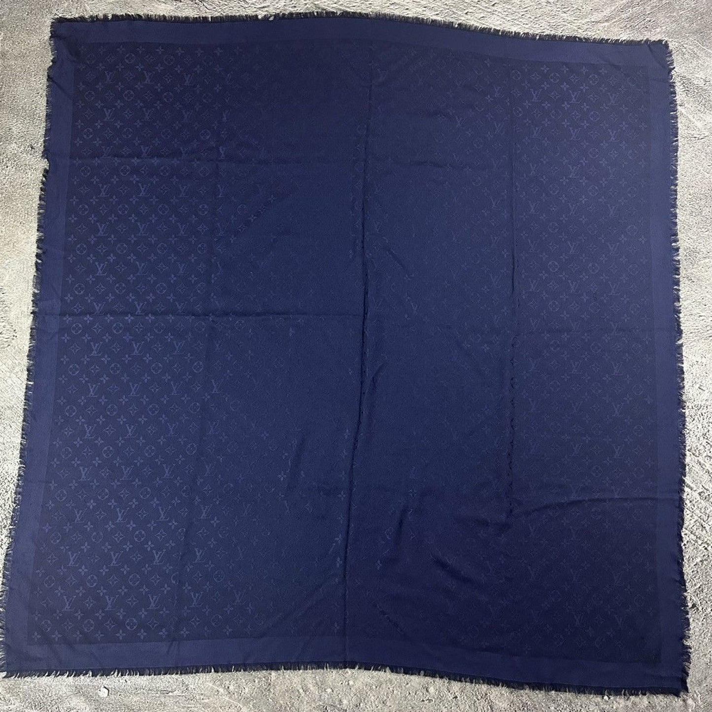 Louis Vuitton scarf navy cashmere monogram long