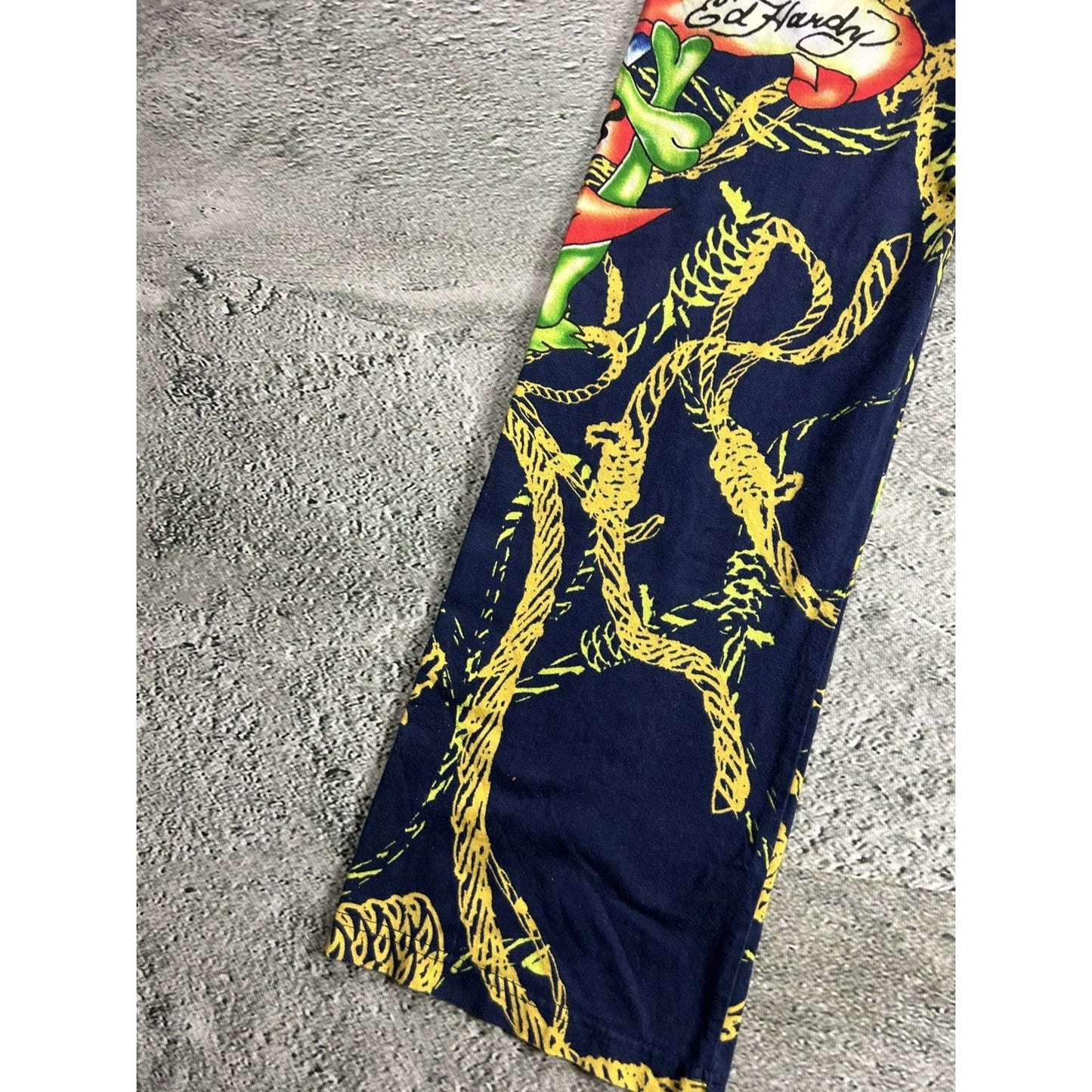 Ed Hardy Christian Audigier vintage sweatpants crazy Y2K