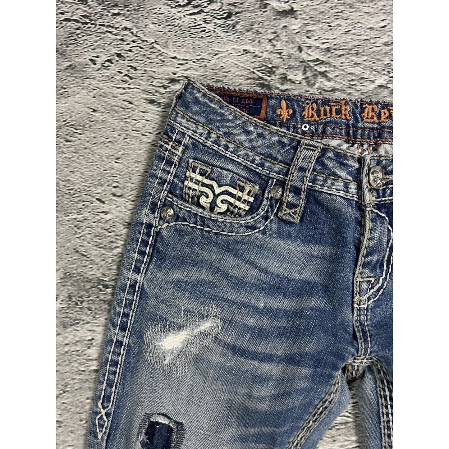 Rock Revival vintage light jeans leather patch Y2K flared