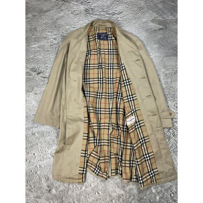 Burberrys trench coat beige wool lining vintage nova check