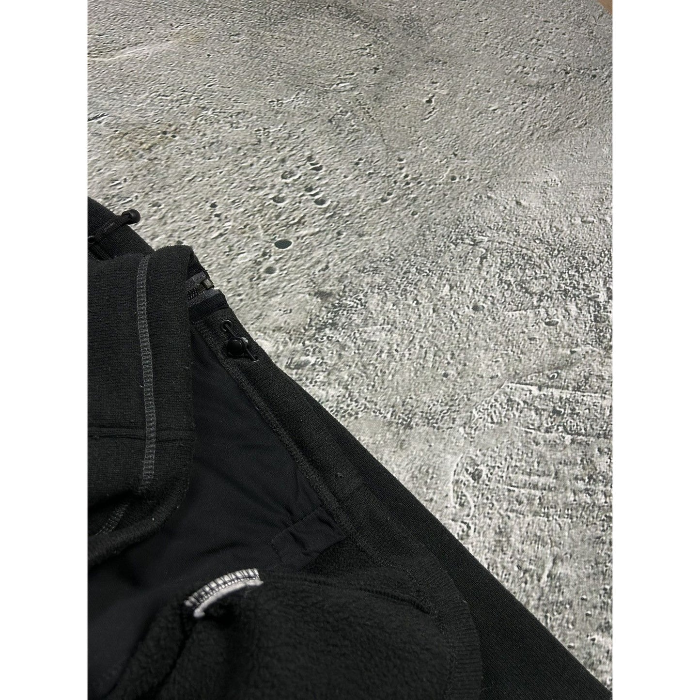 Vintage Jack Wolfskin Black Fleece Zip-Hoodie