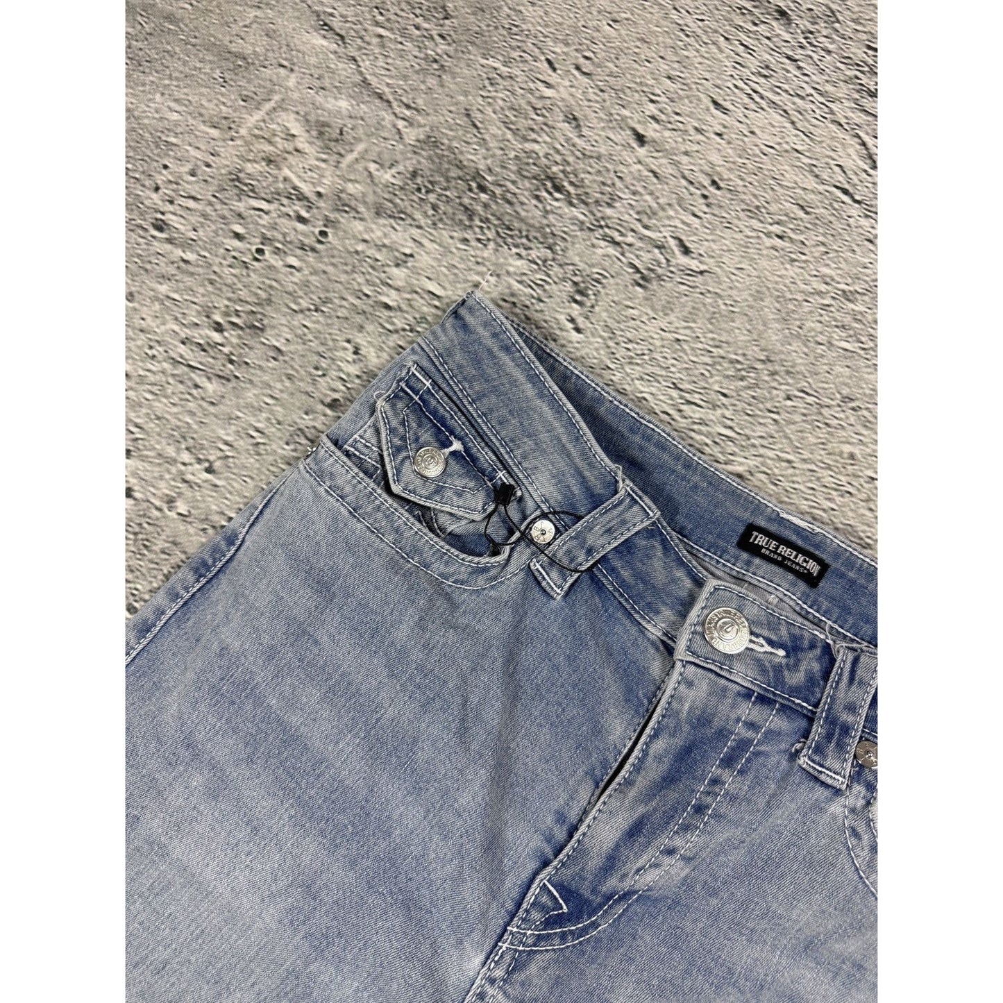 True Religion jeans straight baby blue white stitch Y2K