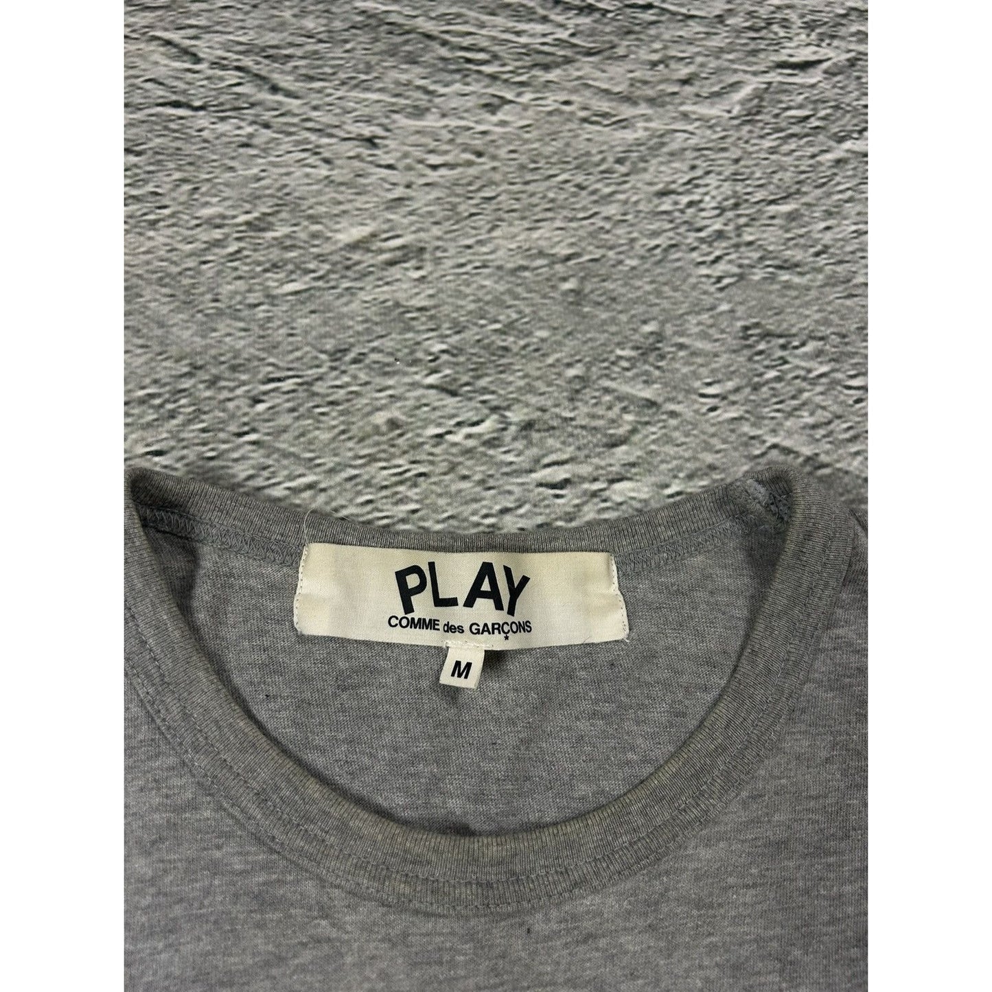 Comme Des Garcons longsleeve play heart gray black