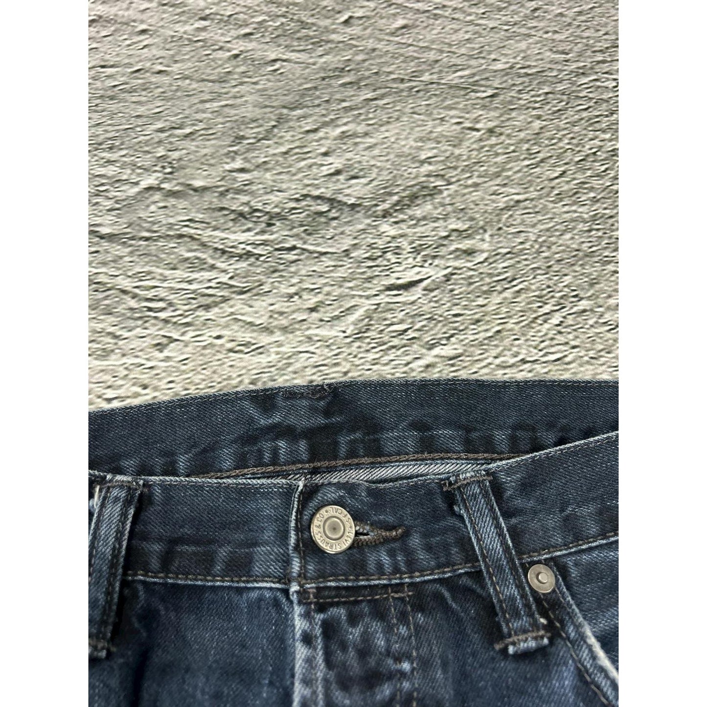 Levi’s 501 vintage navy jeans denim pants