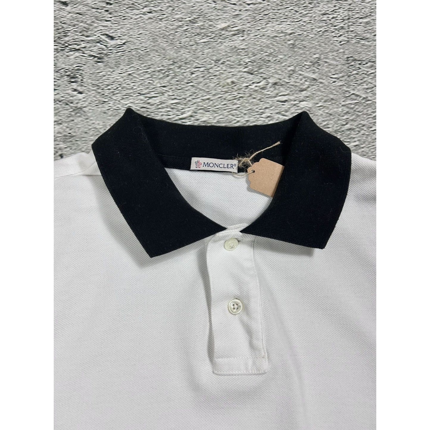 Moncler Polo Shirt White T-shirt small logo on the sleeve