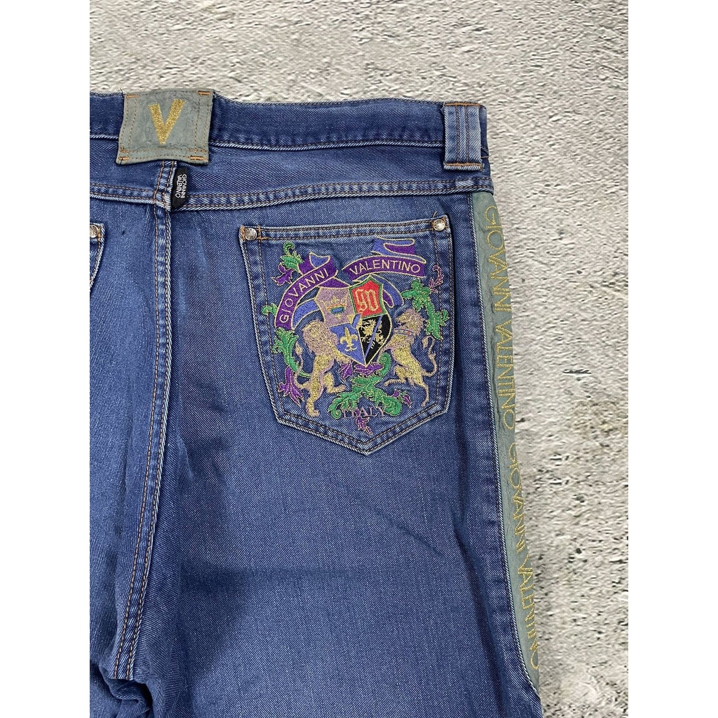 Giovanni Valentino Jeans vintage baggy embroidery