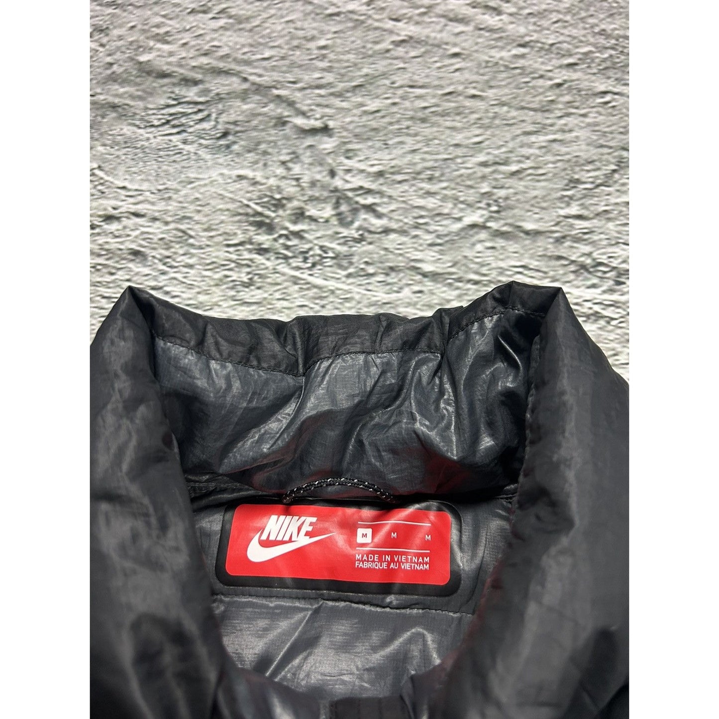 Nike black puffer jacket vintage down lightweight