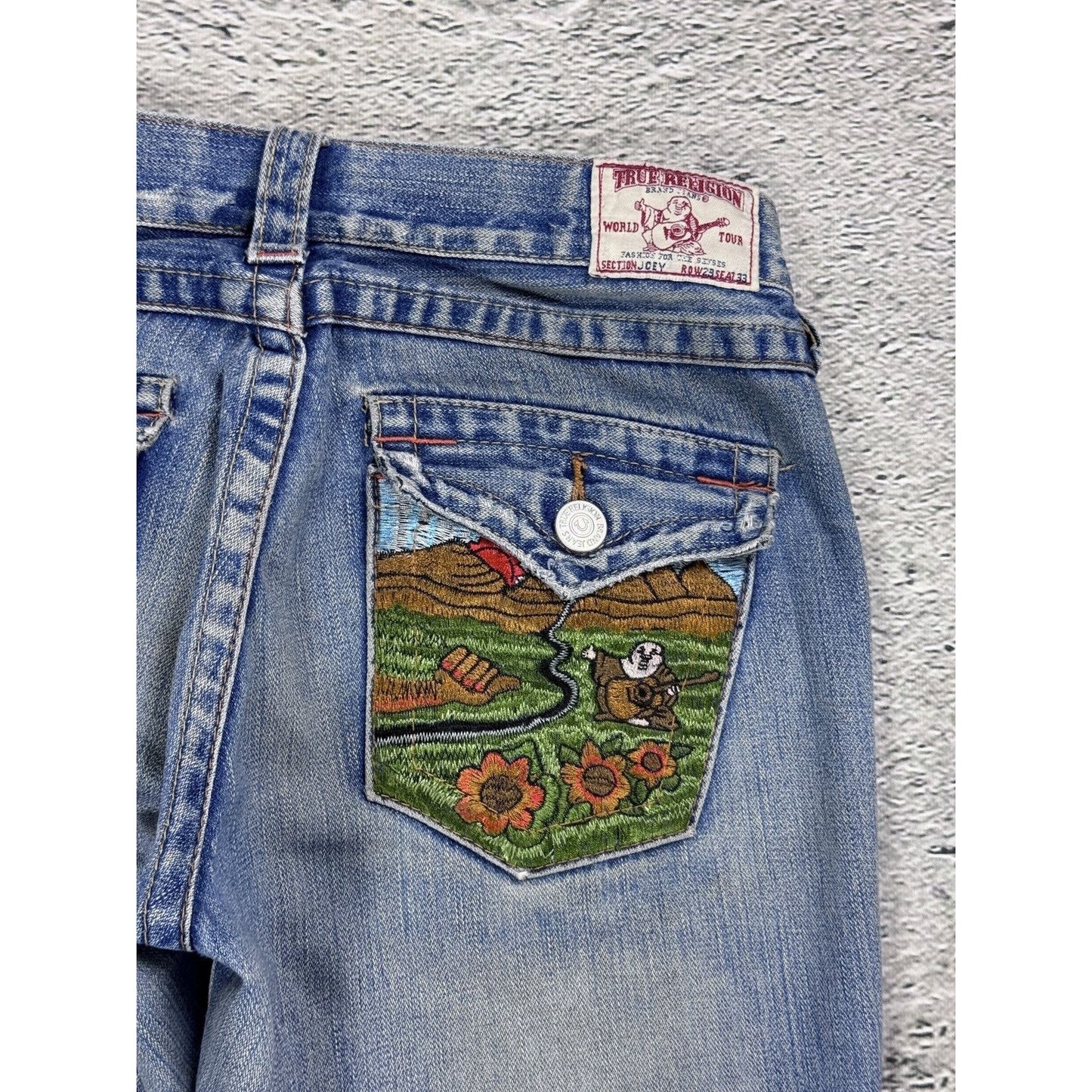 True Religion blue jeans Buddha Embroidery Joey flared