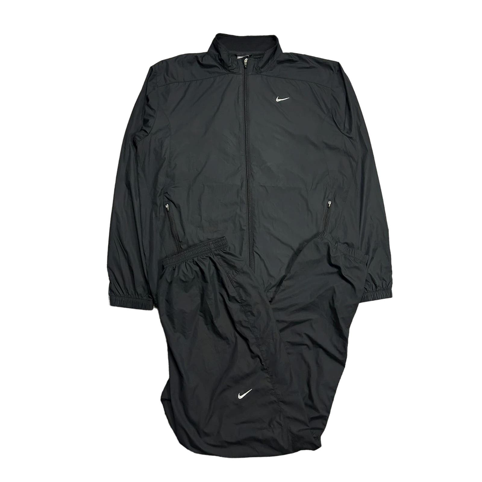 Nylon shop nike sweatsuit