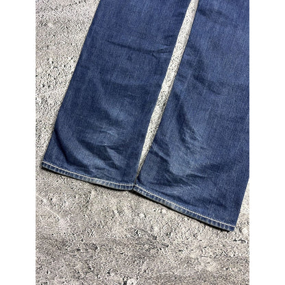 True Religion blue jeans white thick stitching Jack Big QT