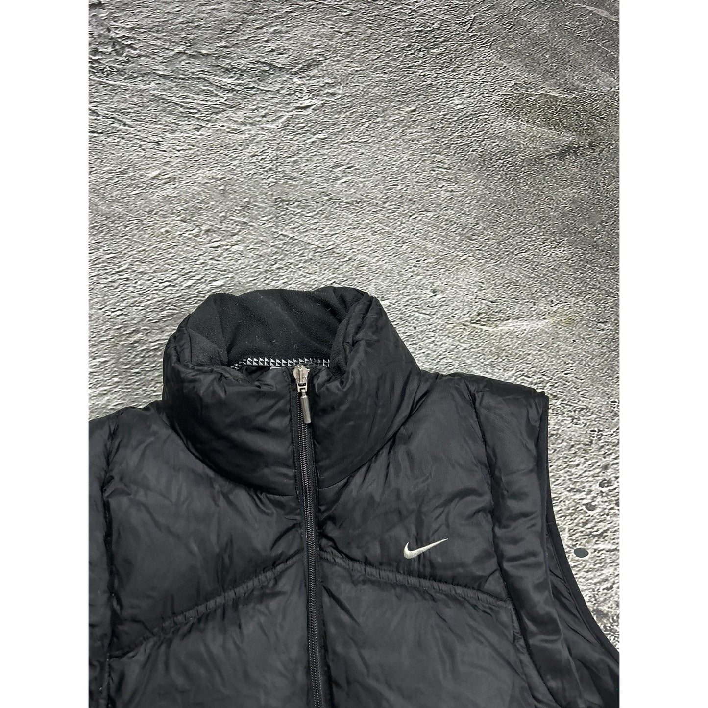 Nike puffer vest black vintage drill Y2K down