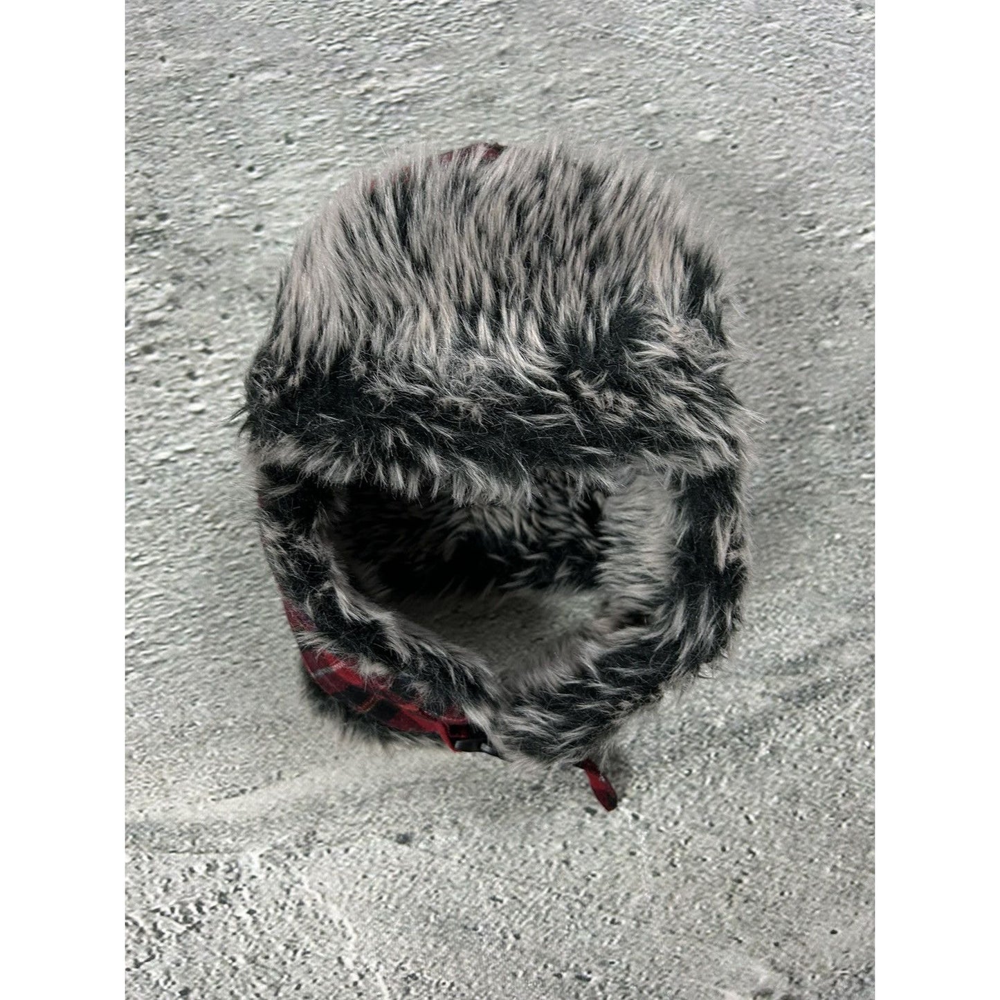 Burton vintage ushanka trooper hat red black with fur