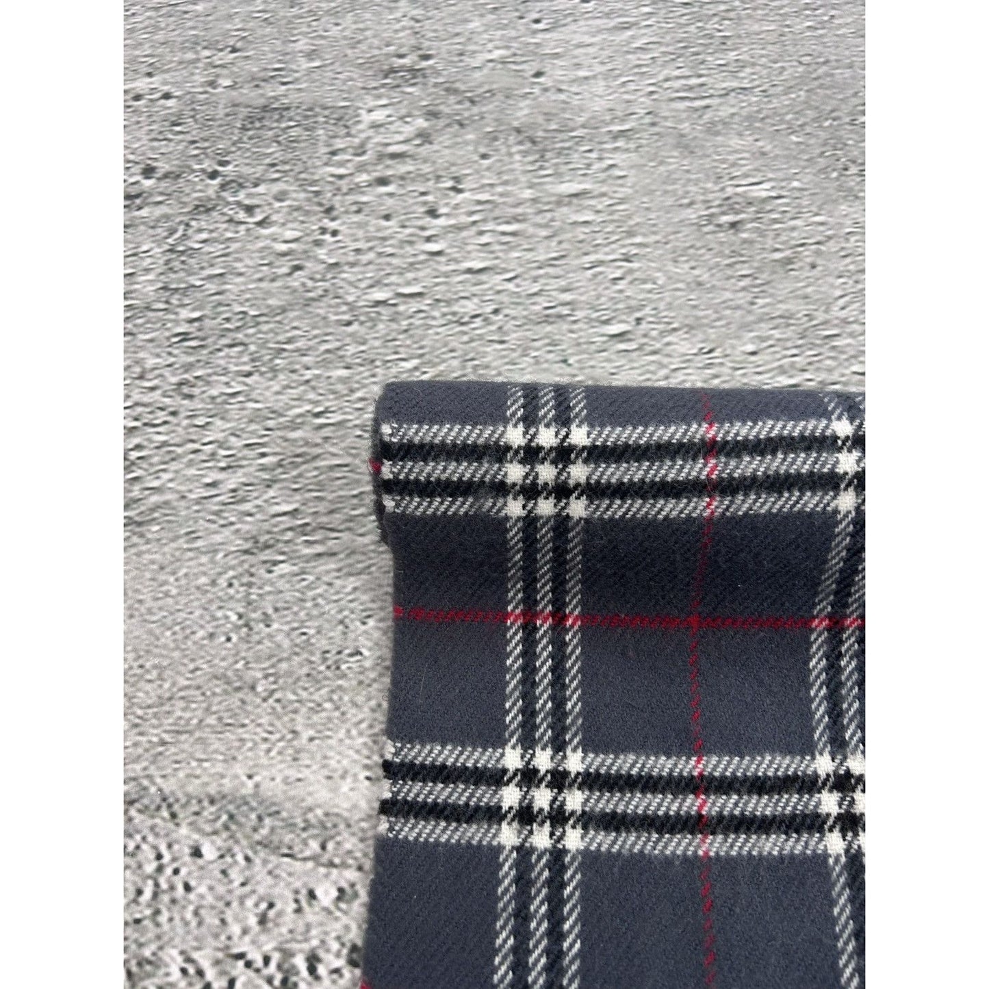 Burberry scarf lambswool cashmere grey nova check