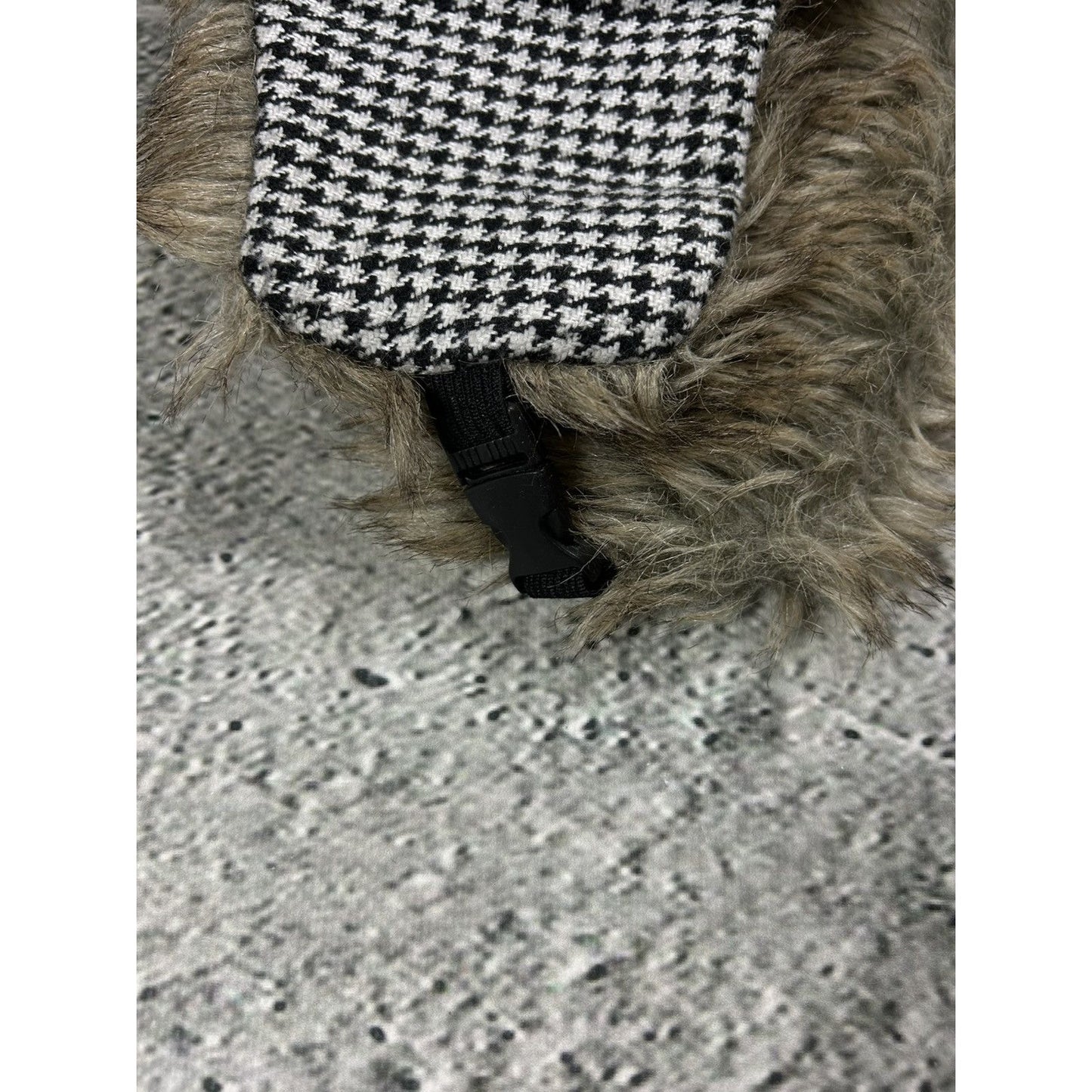 Vintage ushanka trooper hat black white with fur