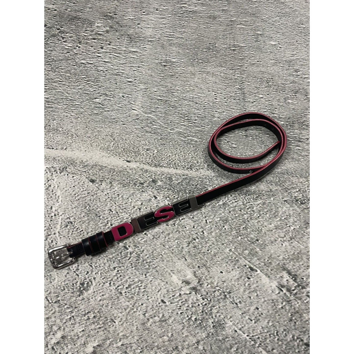 Diesel leather belt multicolour moving letters black pink