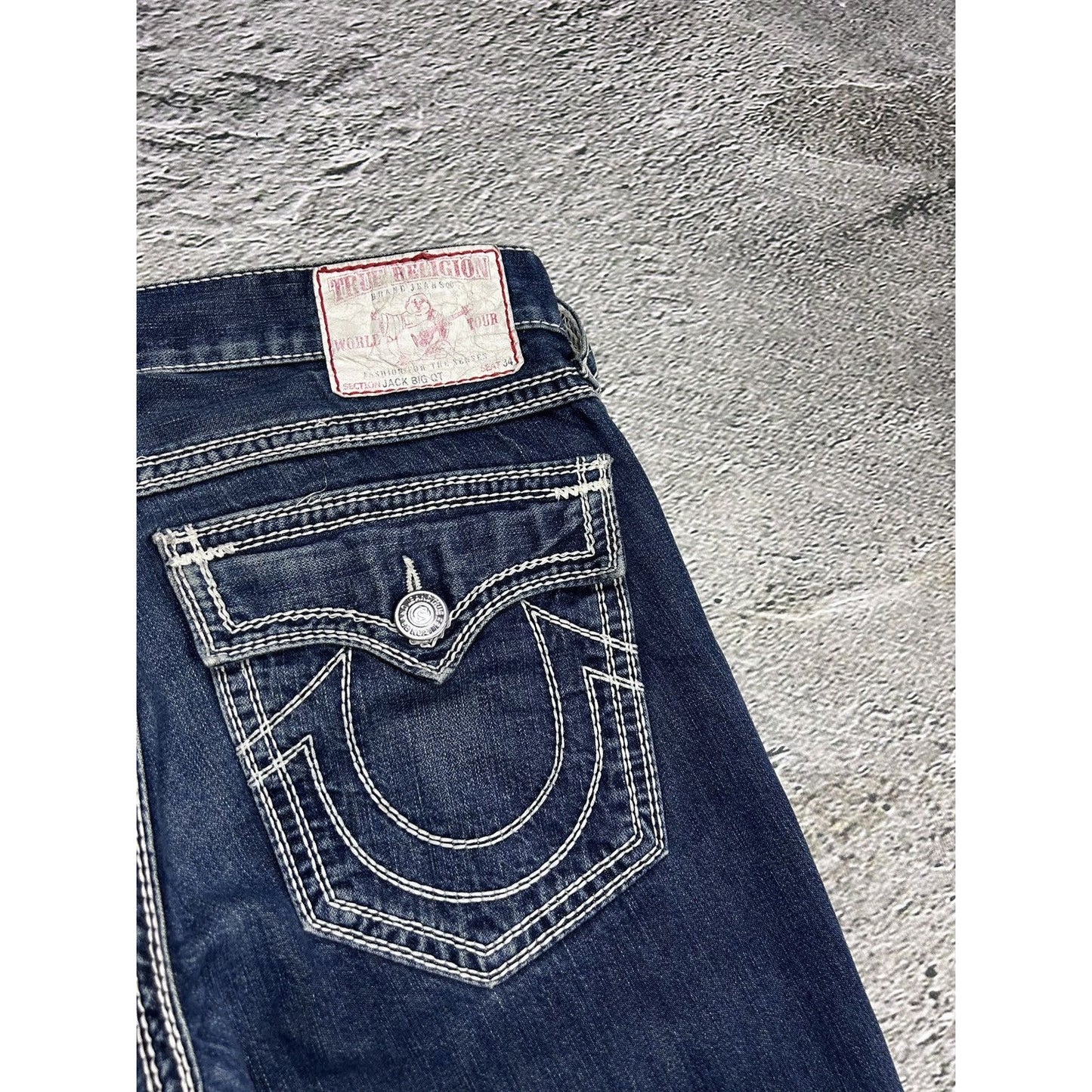 True Religion blue jeans white thick stitching Jack Big QT