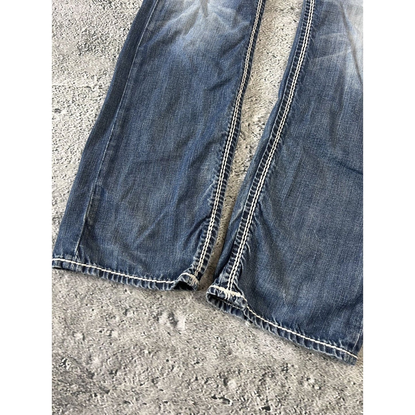 True Religion blue jeans white thick stitching straight Y2K