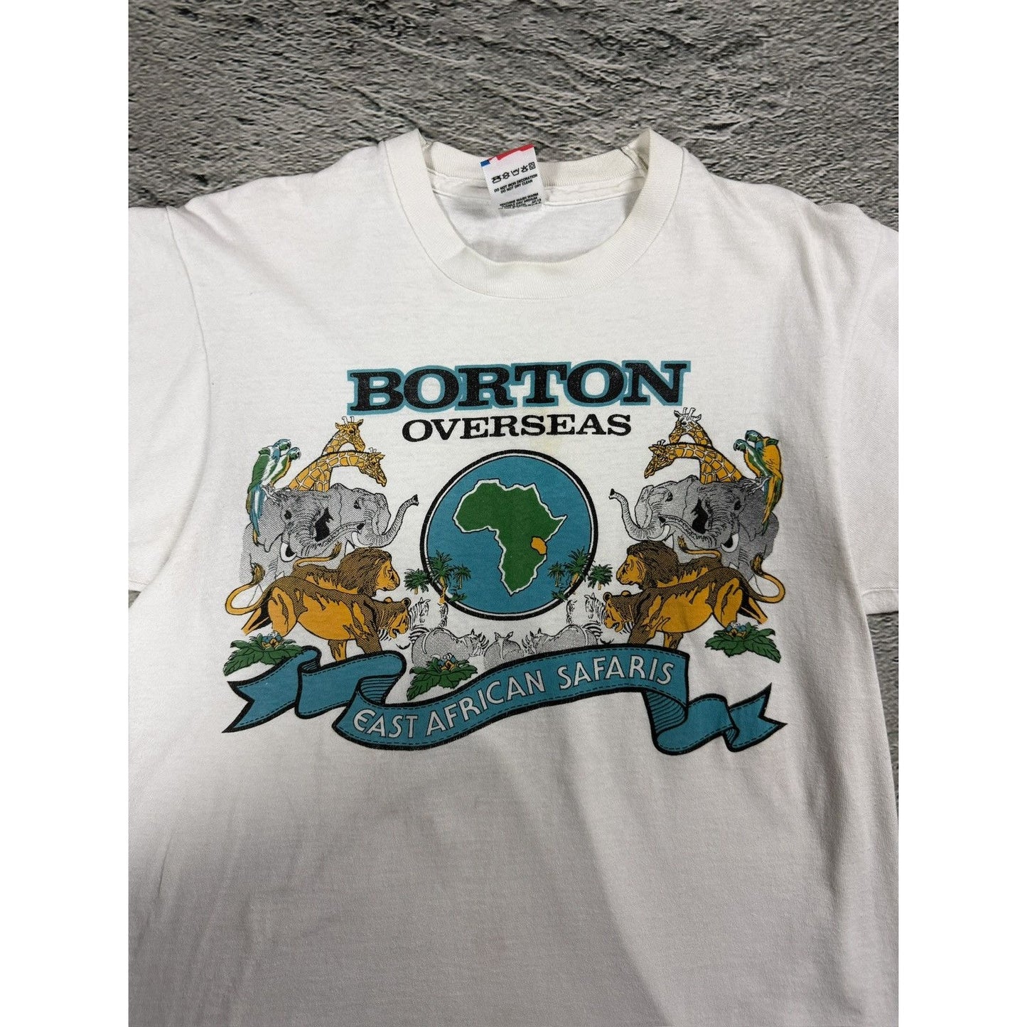 Vintage T-shirt Made in USA African Borton Fruit of the loom