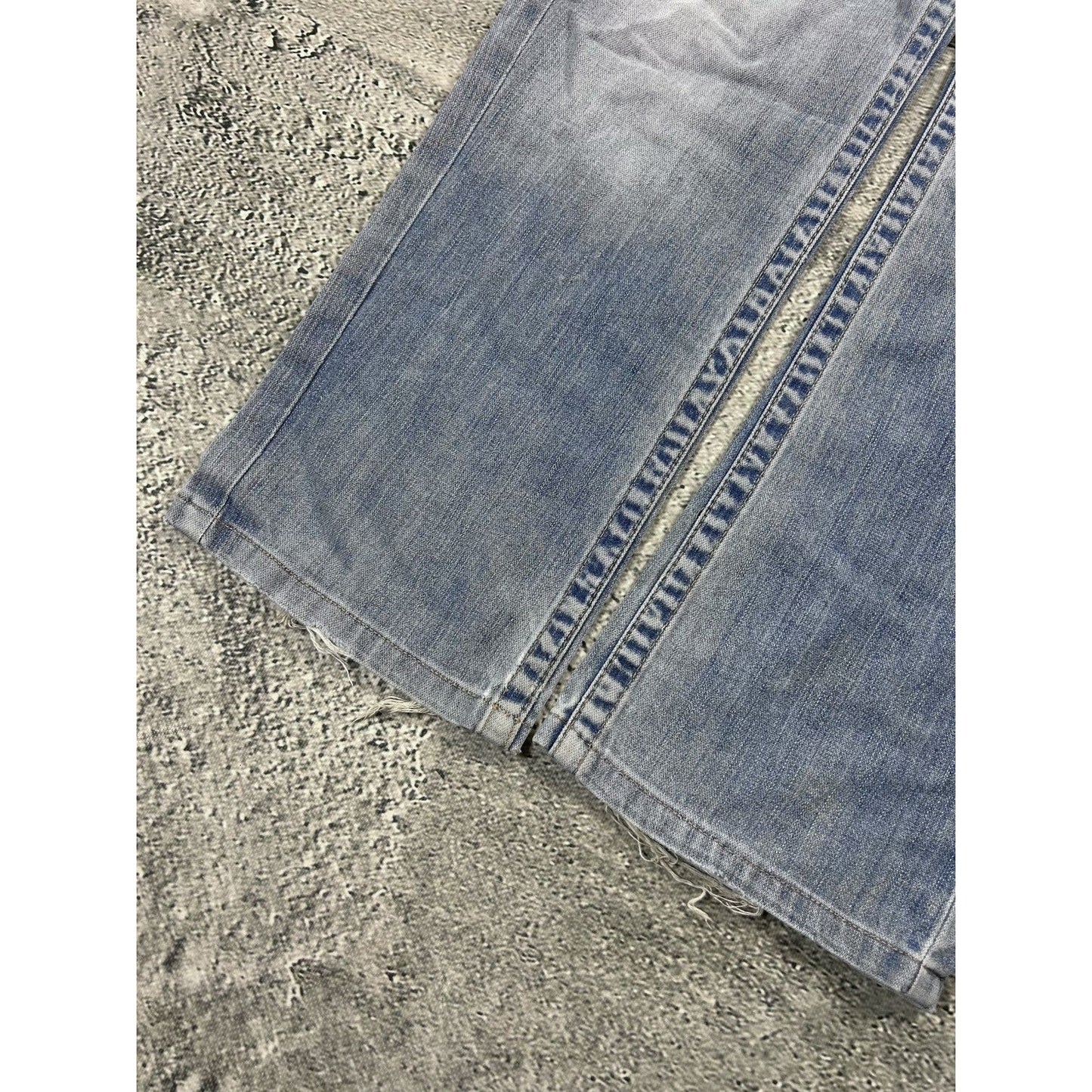 True Religion baby blue jeans contrast stitching straight