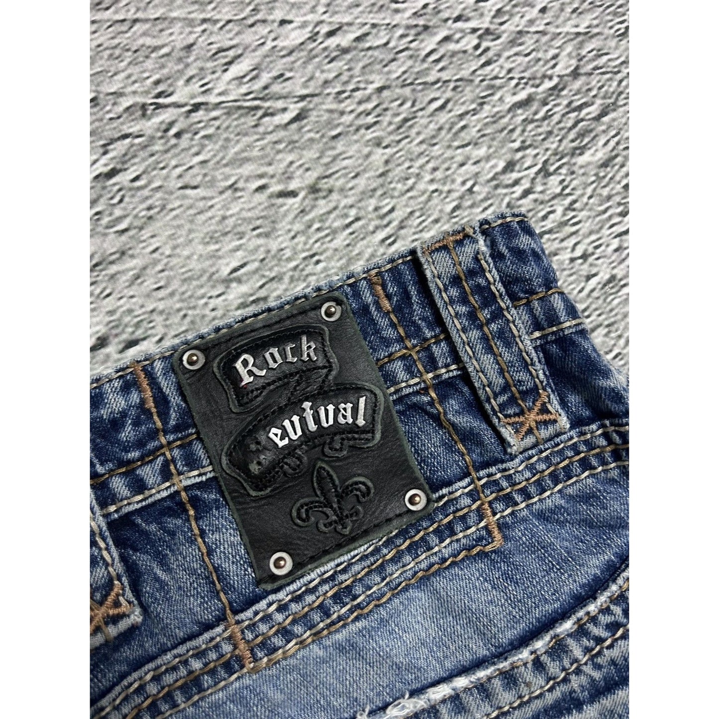 Rock Revival vintage blue jeans Y2K flared