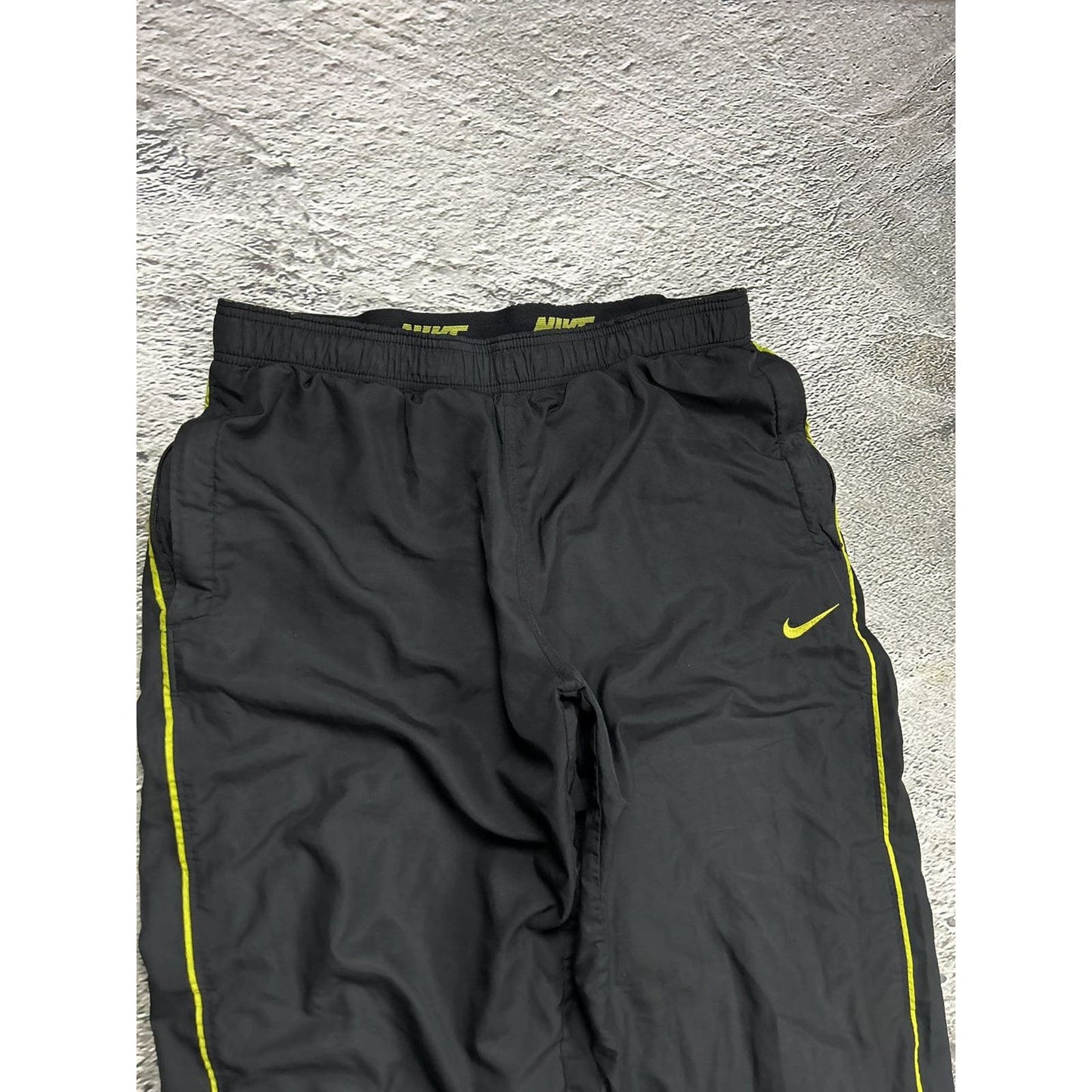 Nike nylon track pants black yellow vintage drill Y2K