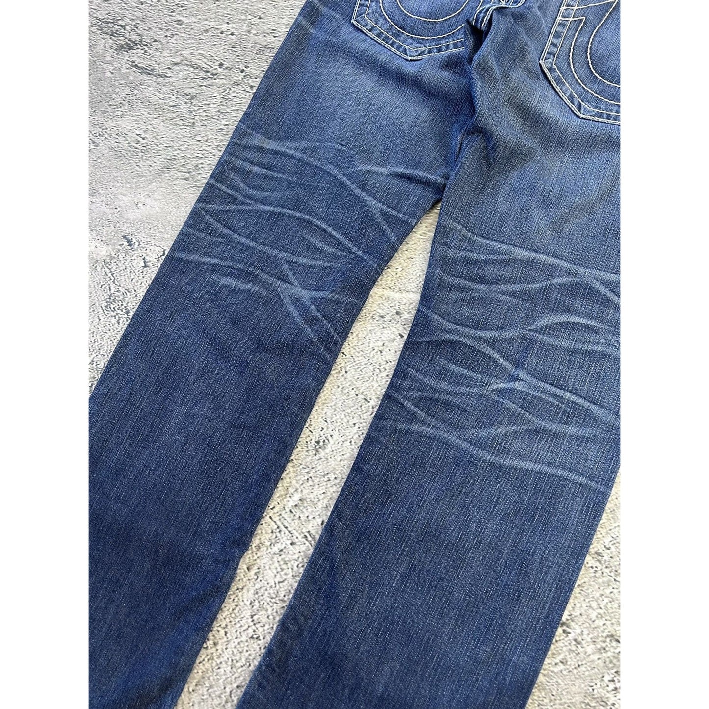 True Religion blue jeans white thick stitching Logan Y2K