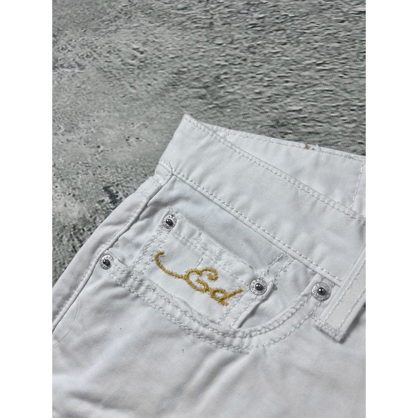 Ed Hardy white vintage jeans skull embroidered pants flowers