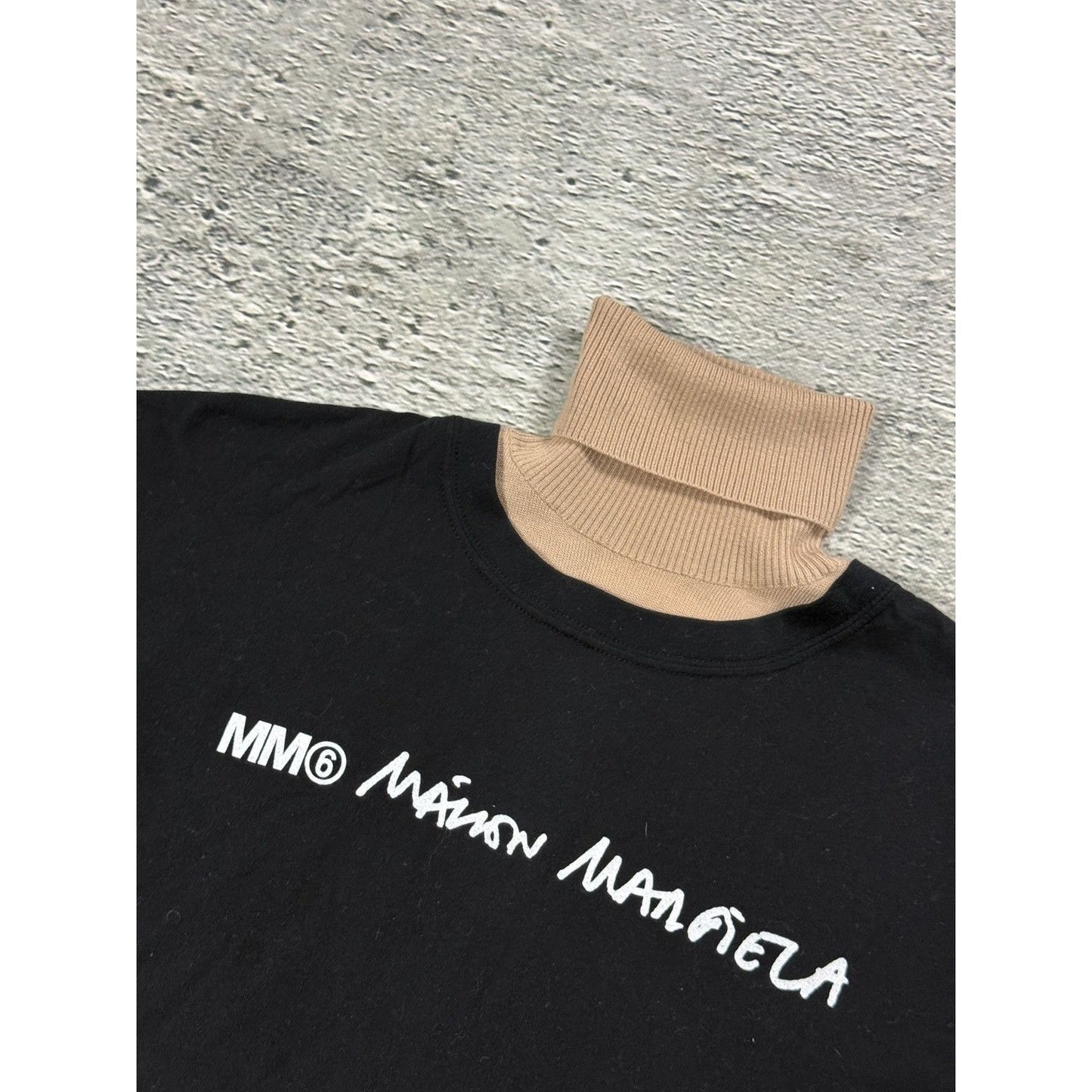 MM6 Maison Margiela Beige/Black turtleneck sweater T-shirt