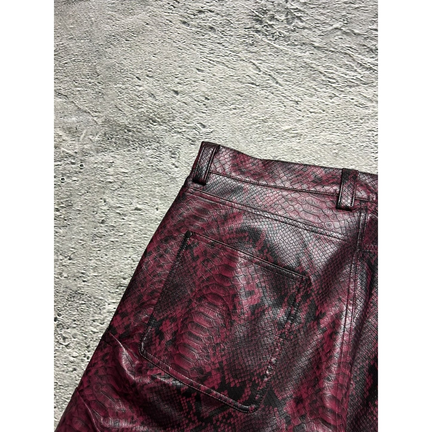 Review baggy pants faux leather style red snakeskin