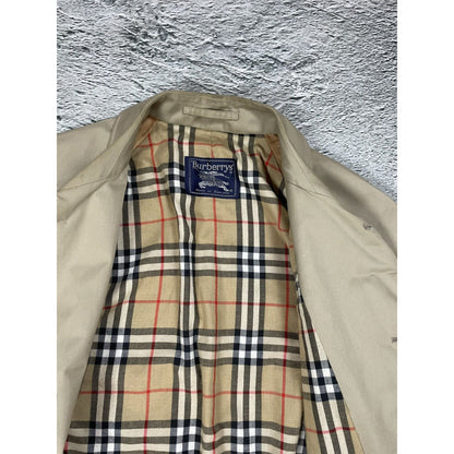 Burberrys trench coat beige wool lining vintage nova check