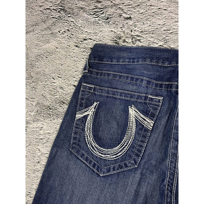 True Religion blue jeans white stitching straight