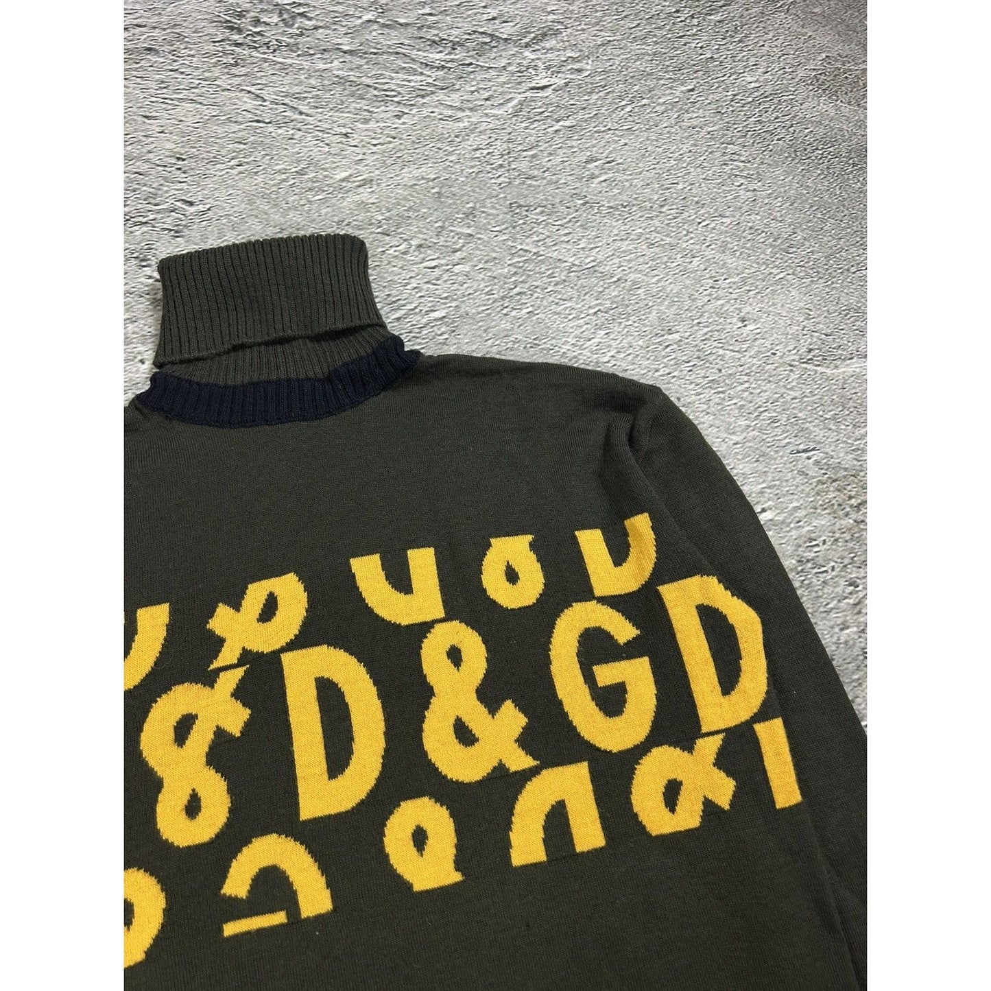 Dolce & Gabbana vintage sweater turtleneck big logo knit