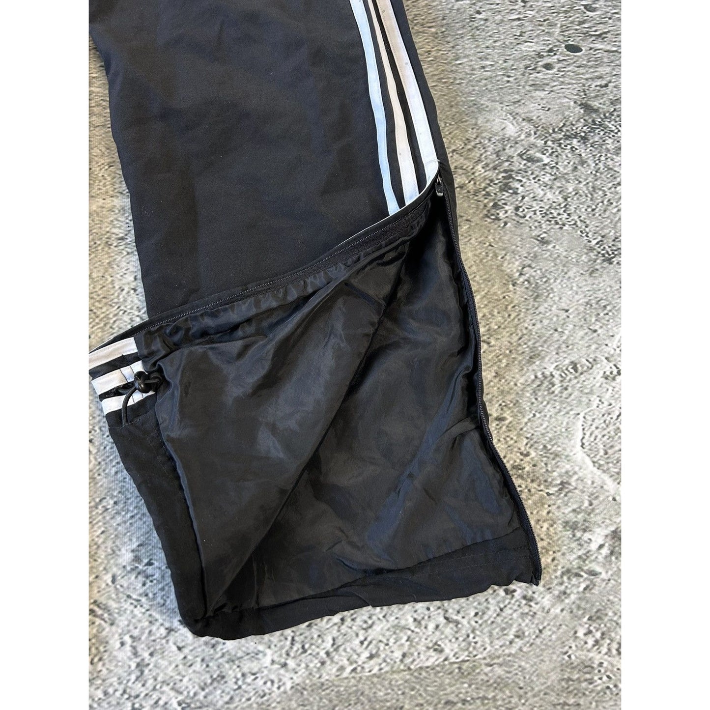 Adidas vintage black track pants small logo 2000s drill Y2K