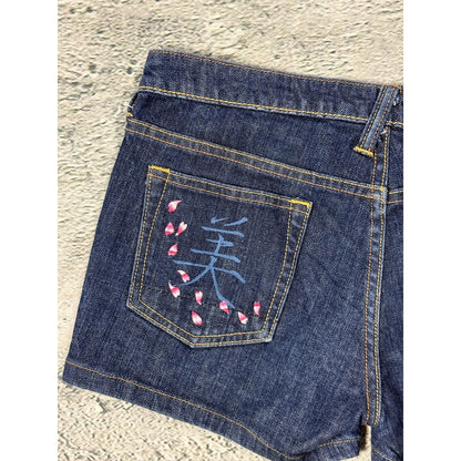 Evisu mini shorts flowers logo vintage jeans jorts sample